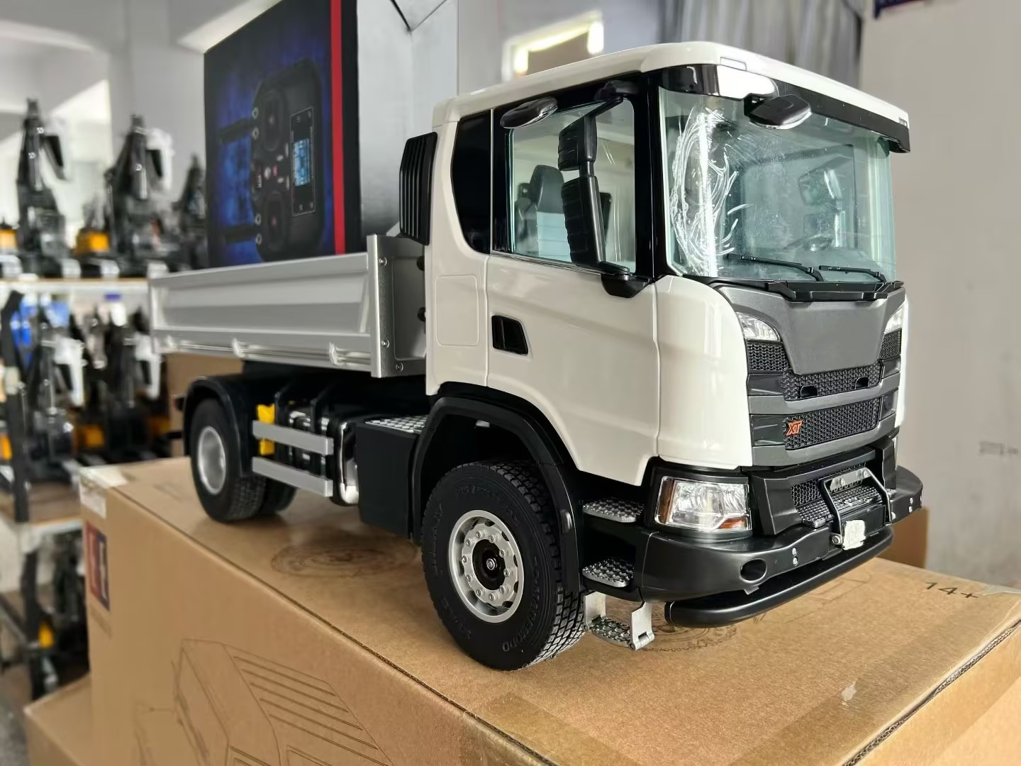 1/14 CNC 4x4 DoubleE E022 RC D - Rc Hobby Dump Truck incelemesi ve fiyatı